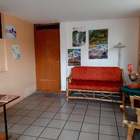 Hostal Rincon Del Turista 오타발로 외부 사진